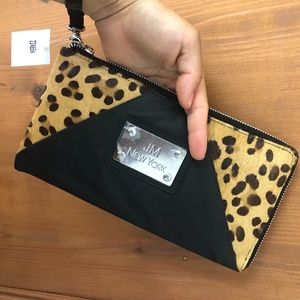 New JM New York Clutch/Wristlet Wallet Leather